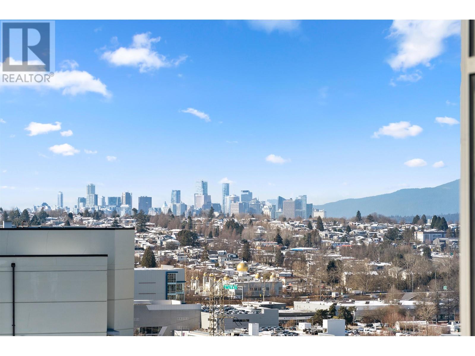 Listing Picture 30 of 40 : 2005 4250 DAWSON STREET, Burnaby / 本拿比 - 魯藝地產 Yvonne Lu Group - MLS Medallion Club Member