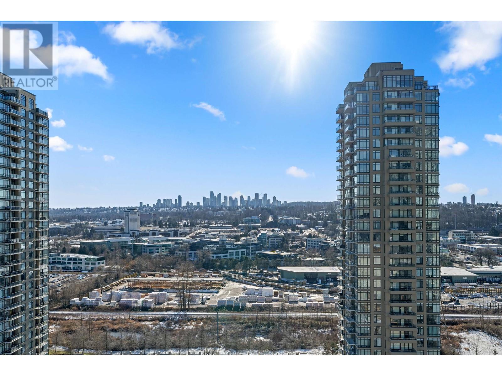 Listing Picture 27 of 40 : 2005 4250 DAWSON STREET, Burnaby / 本拿比 - 魯藝地產 Yvonne Lu Group - MLS Medallion Club Member