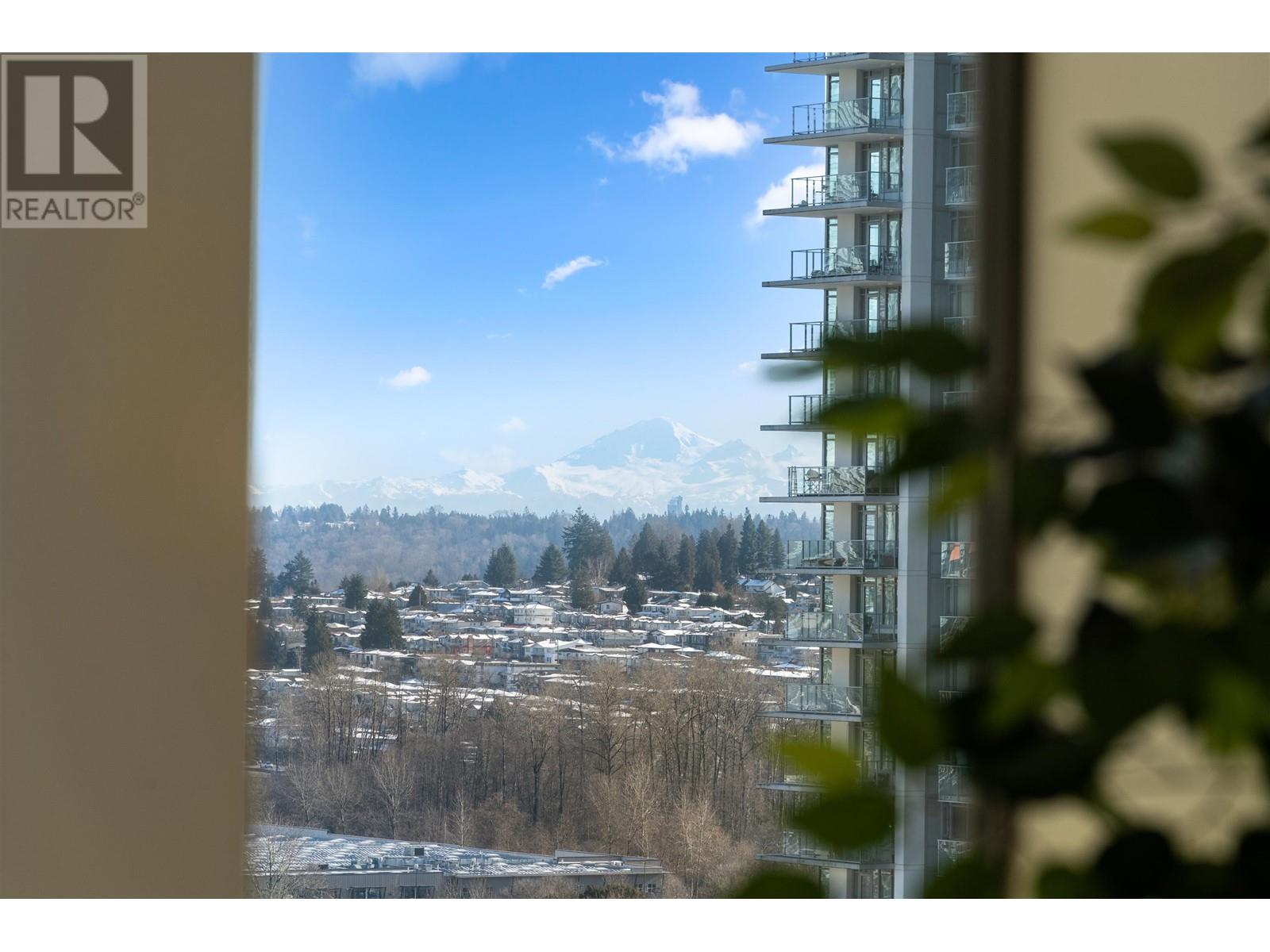 Listing Picture 5 of 40 : 2005 4250 DAWSON STREET, Burnaby / 本拿比 - 魯藝地產 Yvonne Lu Group - MLS Medallion Club Member