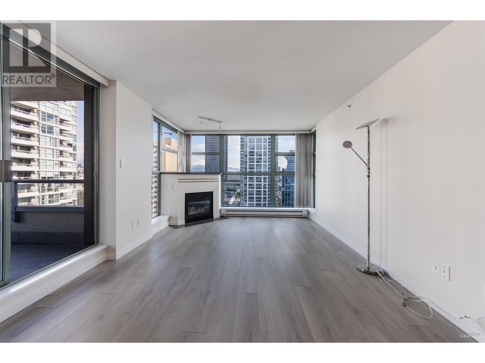 Listing Picture 3 of 25 : 1506 4398 BUCHANAN STREET, Burnaby / 本拿比 - 魯藝地產 Yvonne Lu Group - MLS Medallion Club Member