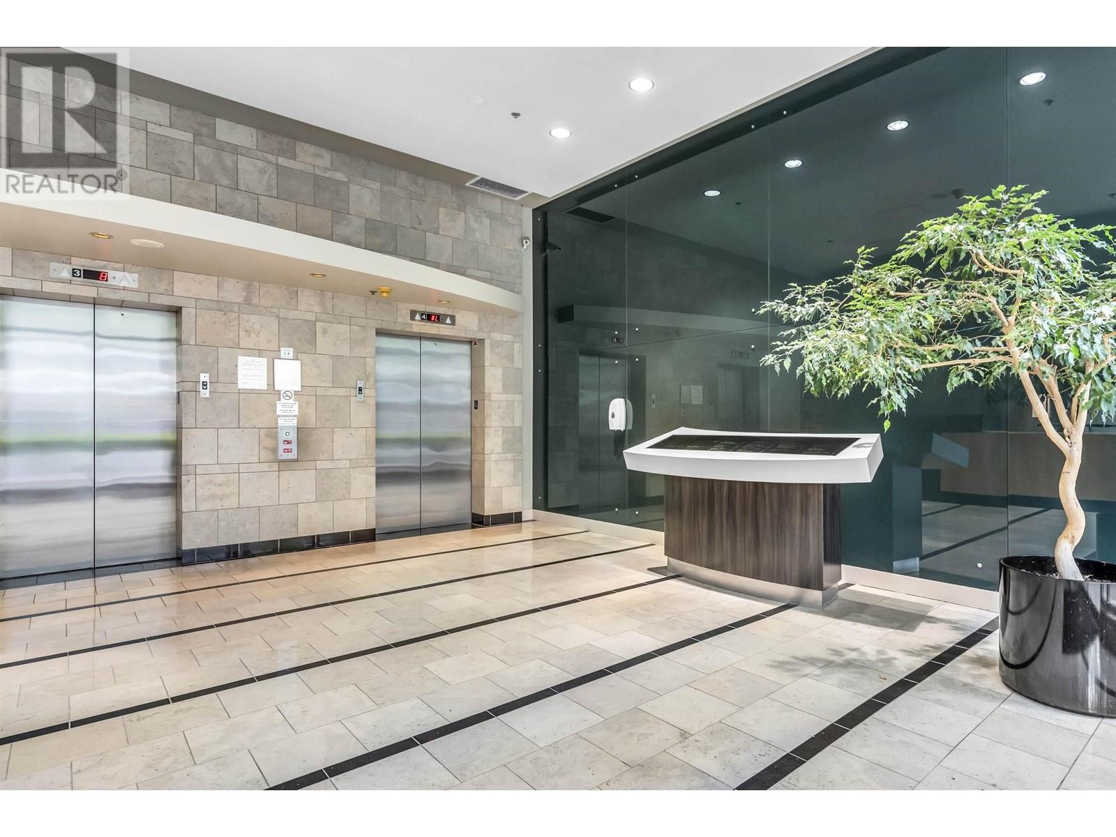Listing Picture 23 of 24 : 613 & 614 6081 NO. 3 ROAD, Richmond / 烈治文 - 魯藝地產 Yvonne Lu Group - MLS Medallion Club Member