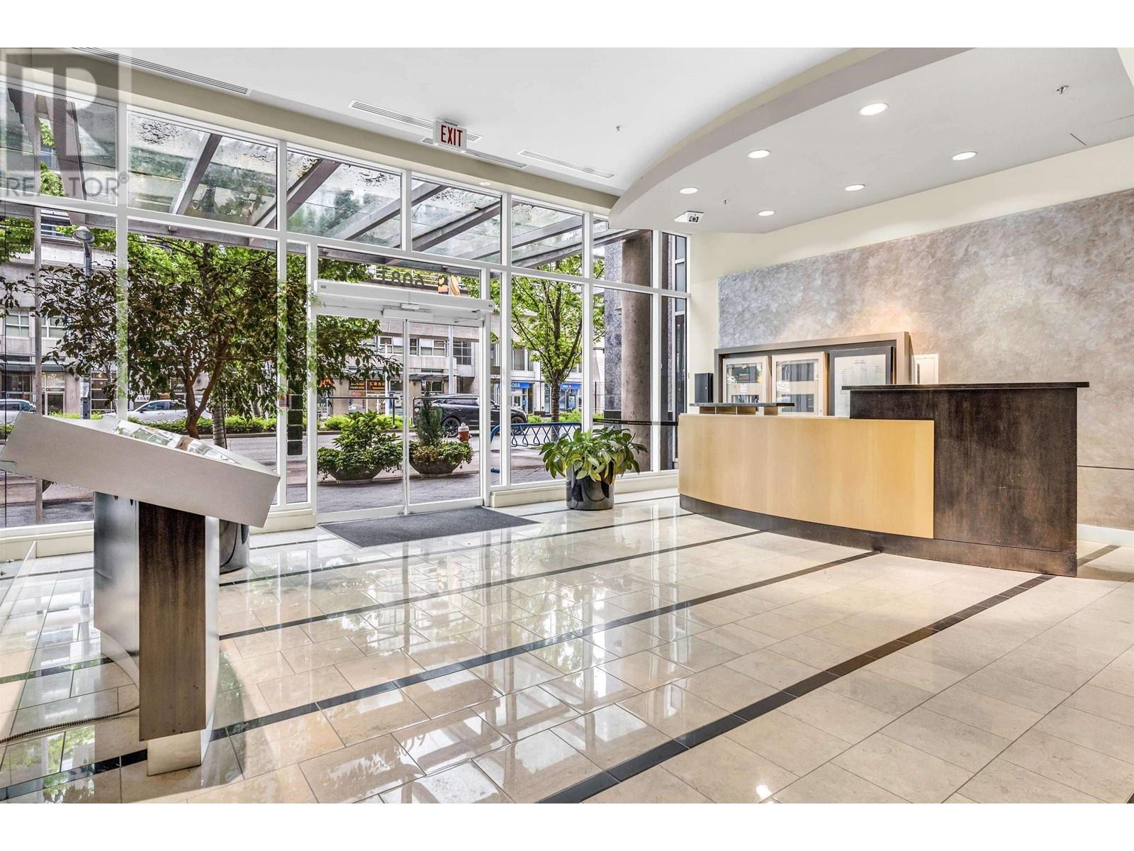 Listing Picture 24 of 24 : 613 & 614 6081 NO. 3 ROAD, Richmond / 烈治文 - 魯藝地產 Yvonne Lu Group - MLS Medallion Club Member