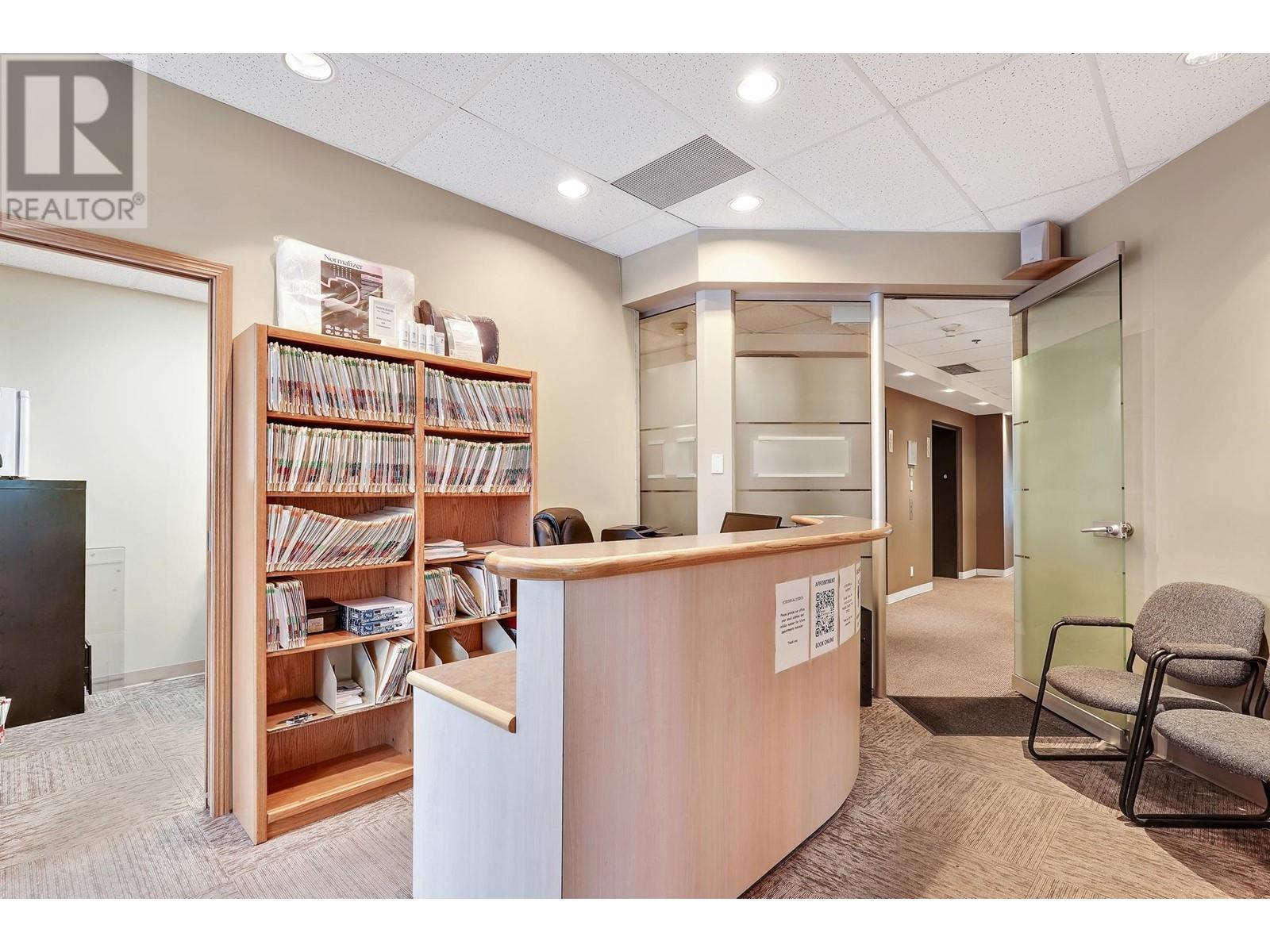 Listing Picture 7 of 24 : 613 & 614 6081 NO. 3 ROAD, Richmond / 烈治文 - 魯藝地產 Yvonne Lu Group - MLS Medallion Club Member