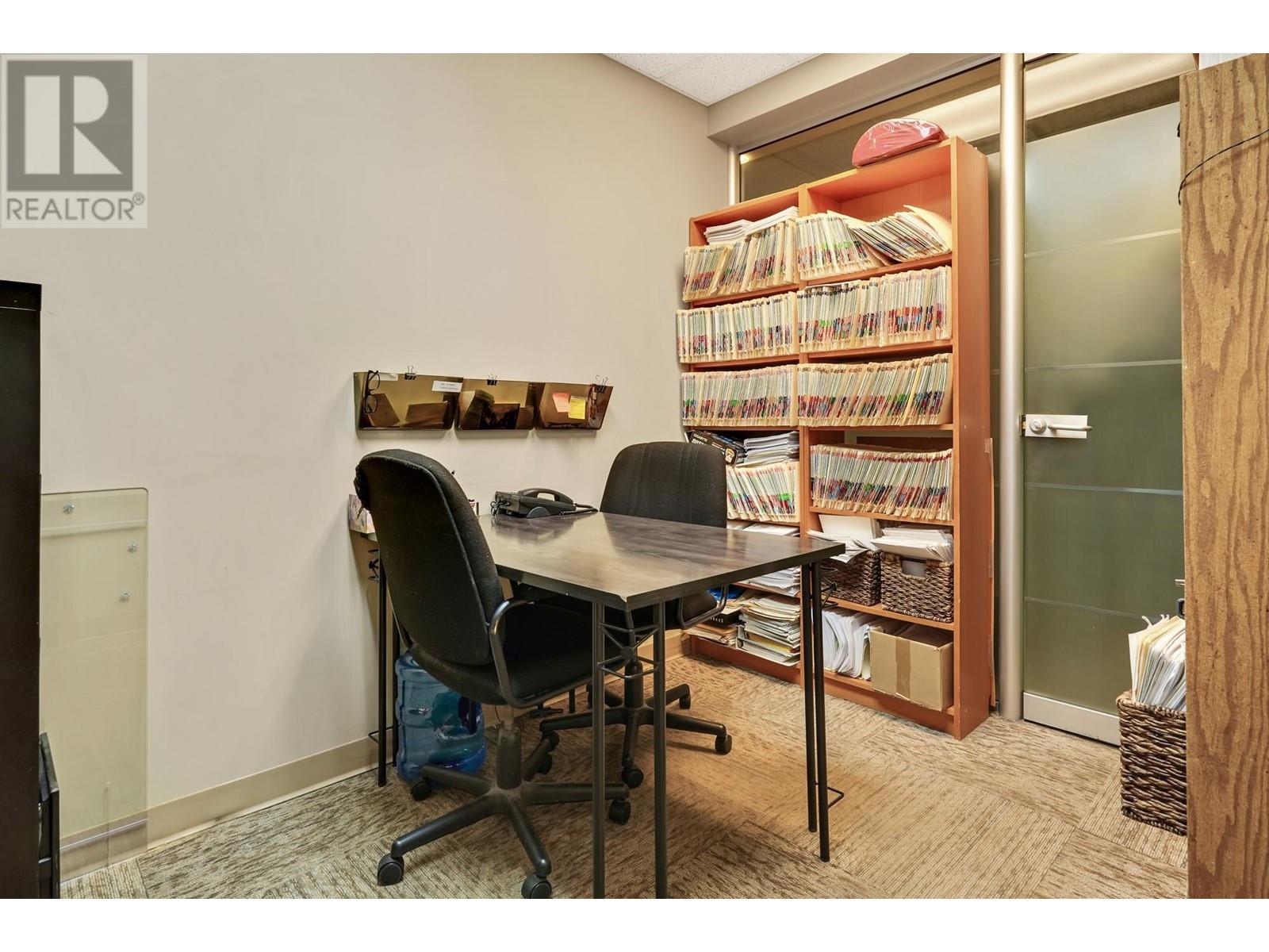 Listing Picture 8 of 24 : 613 & 614 6081 NO. 3 ROAD, Richmond / 烈治文 - 魯藝地產 Yvonne Lu Group - MLS Medallion Club Member