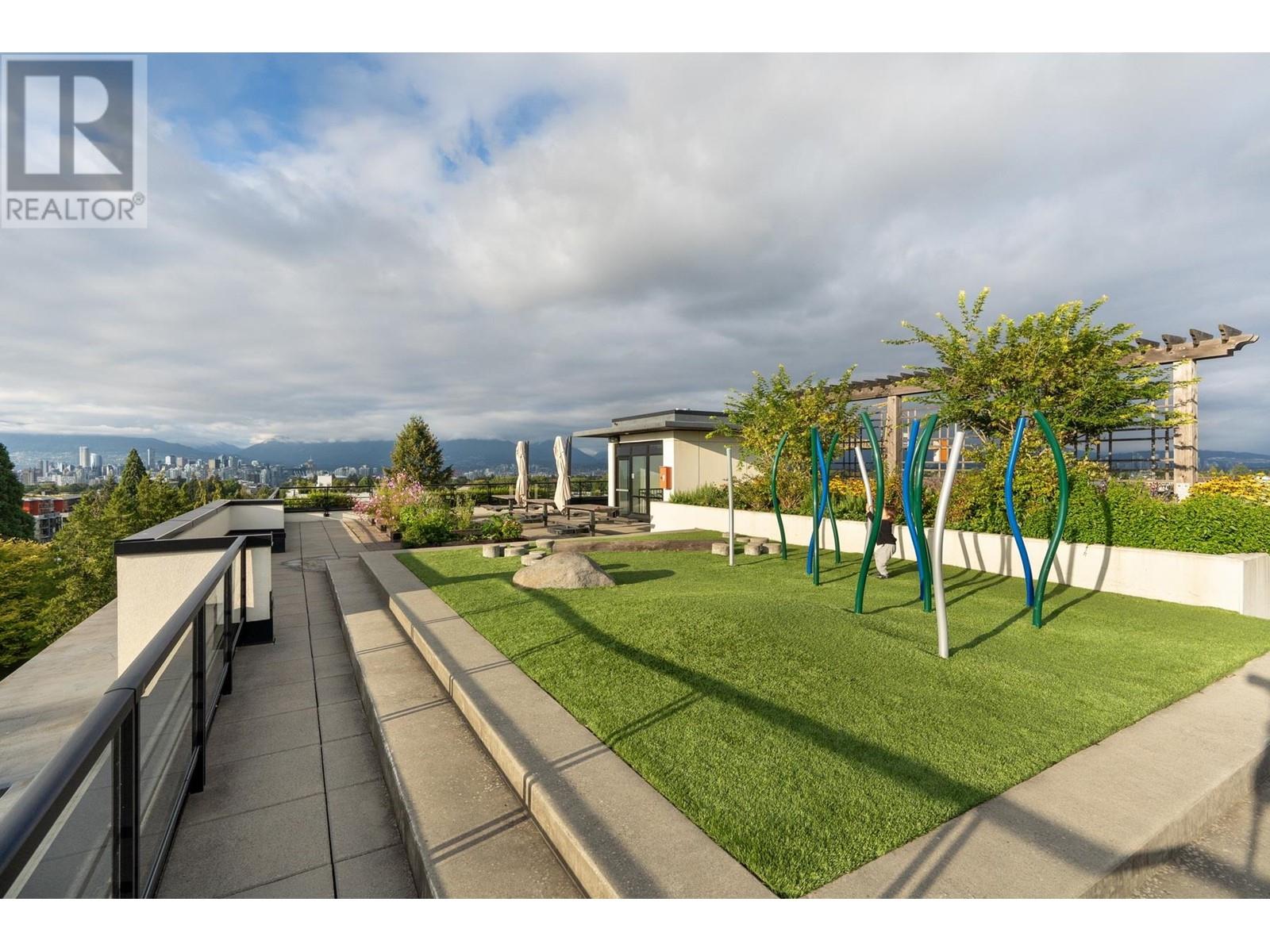 Listing Picture 22 of 29 : 103 4408 CAMBIE STREET, Vancouver / 溫哥華 - 魯藝地產 Yvonne Lu Group - MLS Medallion Club Member