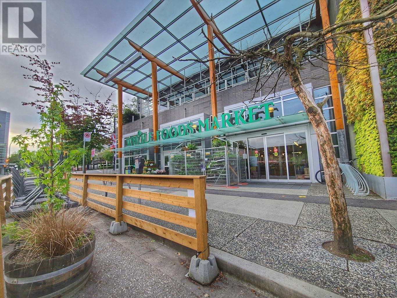 Listing Picture 27 of 29 : 206 2055 YUKON STREET, Vancouver / 溫哥華 - 魯藝地產 Yvonne Lu Group - MLS Medallion Club Member