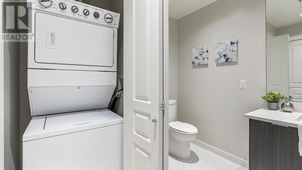 Listing Picture 27 of 40 : 108 9399 ALEXANDRA ROAD, Richmond / 烈治文 - 魯藝地產 Yvonne Lu Group - MLS Medallion Club Member