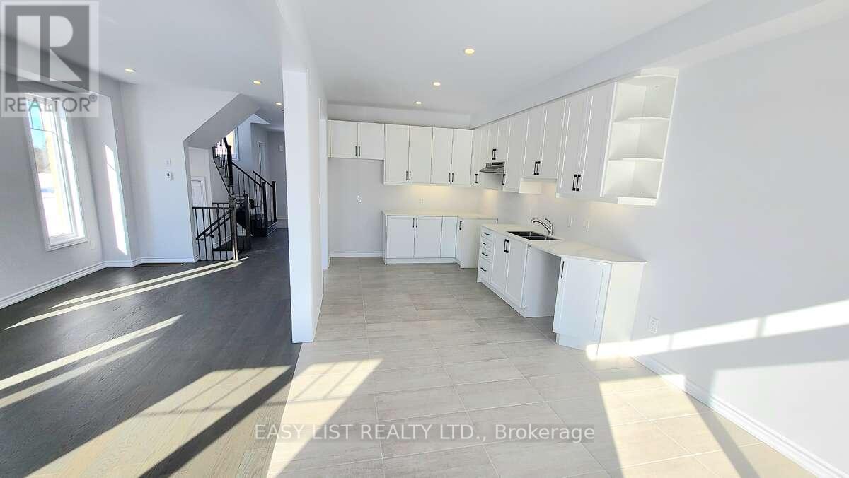 359 Rita's Avenue, Newmarket, Ontario  L3X 2N1 - Photo 11 - N11968636