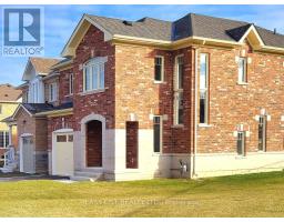 359 RITA'S AVENUE, Newmarket, Ontario