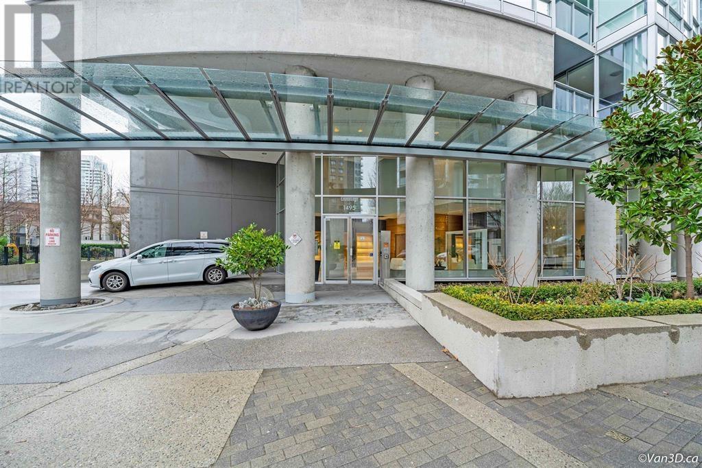 Listing Picture 3 of 10 : 807 1495 RICHARDS STREET, Vancouver / 溫哥華 - 魯藝地產 Yvonne Lu Group - MLS Medallion Club Member