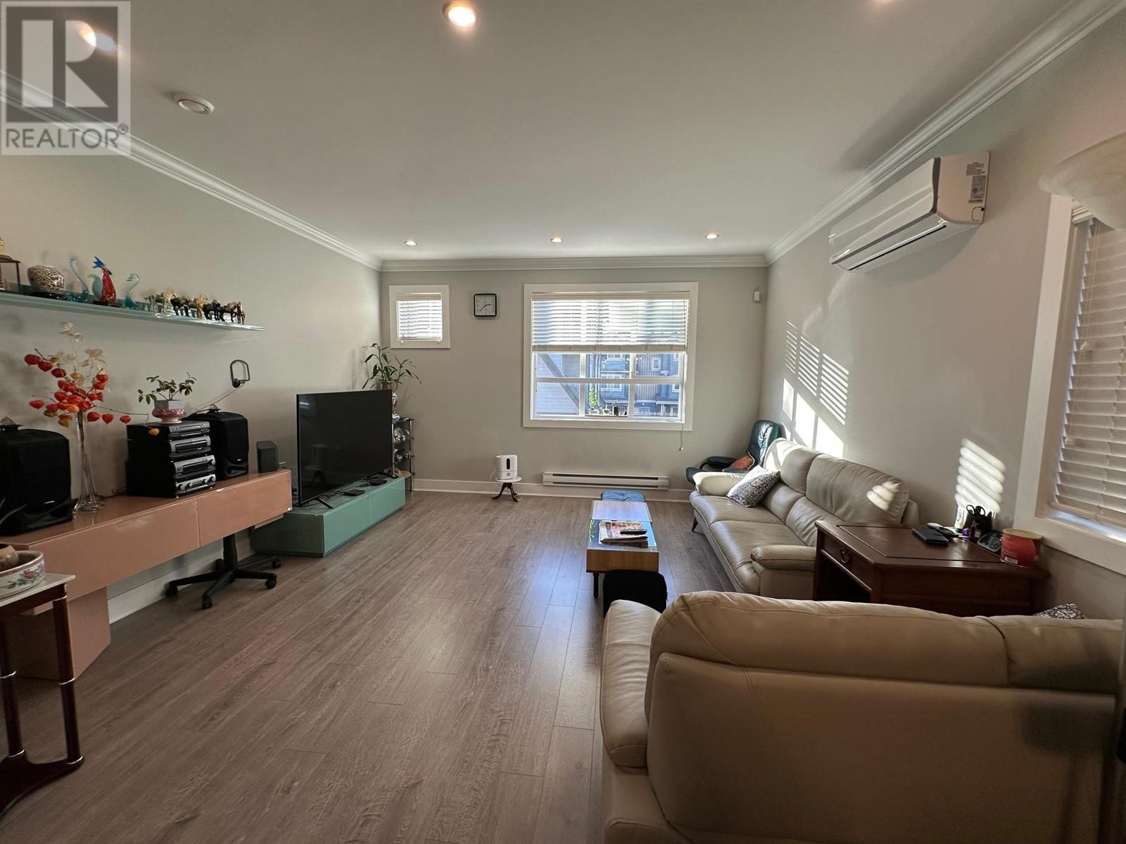 Property at 5 9840 ALBERTA ROAD image 4