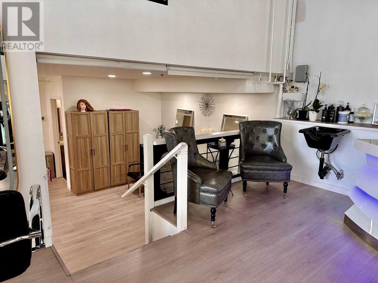 Listing Picture 6 of 12 : 203 1789 DAVIE STREET, Vancouver / 溫哥華 - 魯藝地產 Yvonne Lu Group - MLS Medallion Club Member