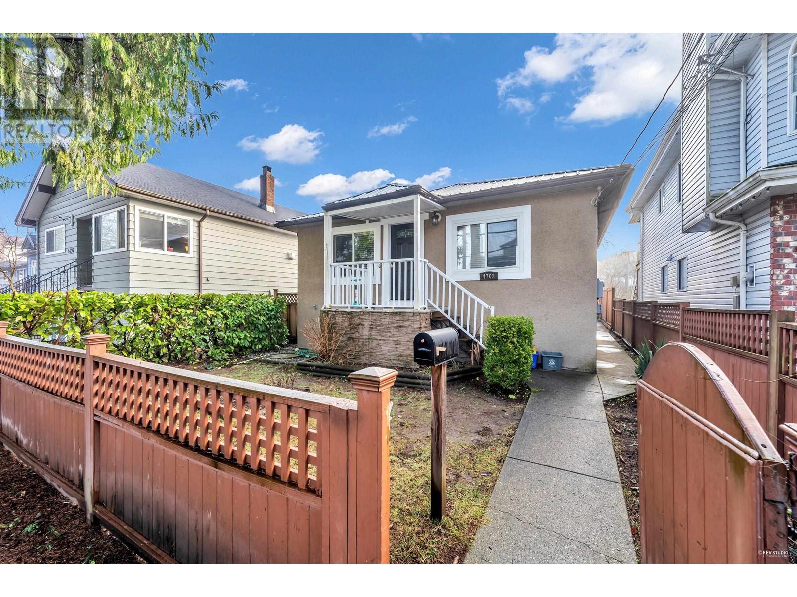 4702 CLARENDON STREET, Vancouver