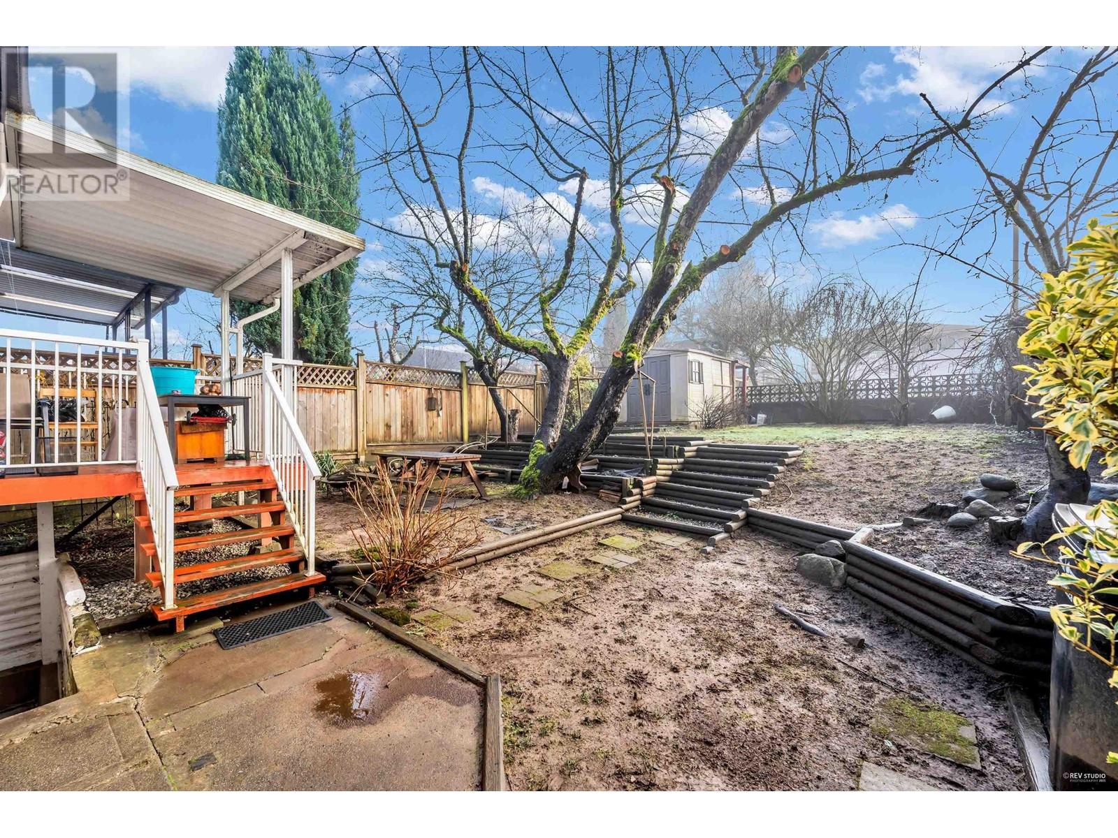 Listing Picture 4 of 21 : 4702 CLARENDON STREET, Vancouver / 溫哥華 - 魯藝地產 Yvonne Lu Group - MLS Medallion Club Member