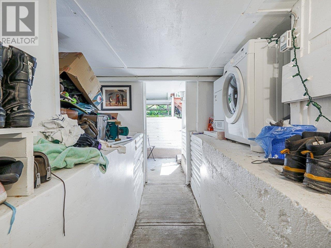 Listing Picture 16 of 21 : 4702 CLARENDON STREET, Vancouver / 溫哥華 - 魯藝地產 Yvonne Lu Group - MLS Medallion Club Member