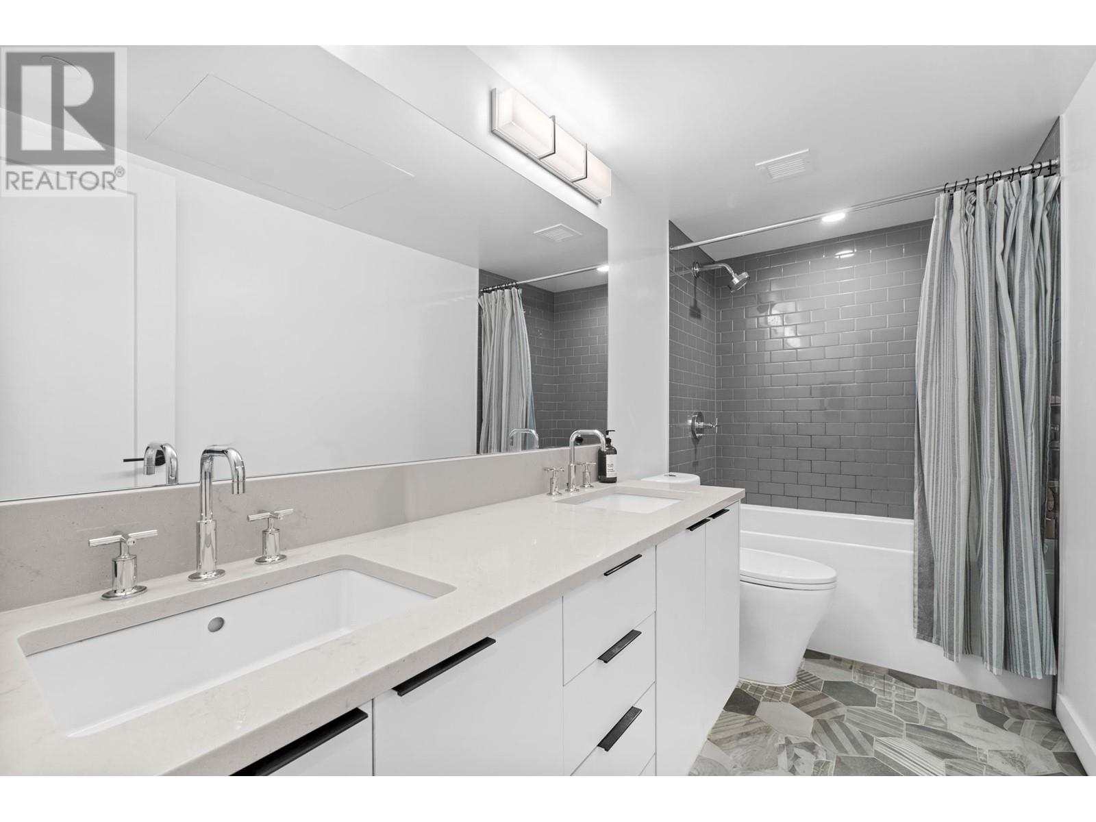 5 237 Ridgeway Avenue, North Vancouver, British Columbia  V7L 0H6 - Photo 12 - R2965885