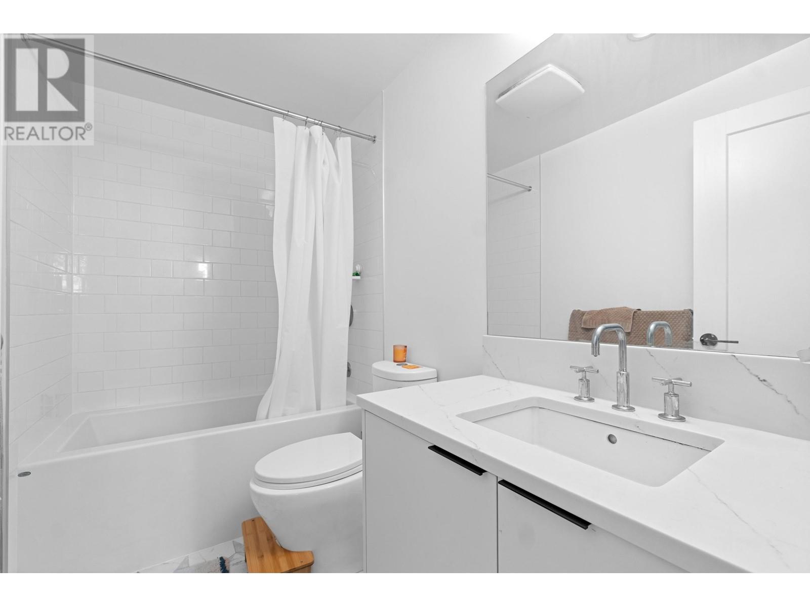 5 237 Ridgeway Avenue, North Vancouver, British Columbia  V7L 0H6 - Photo 18 - R2965885