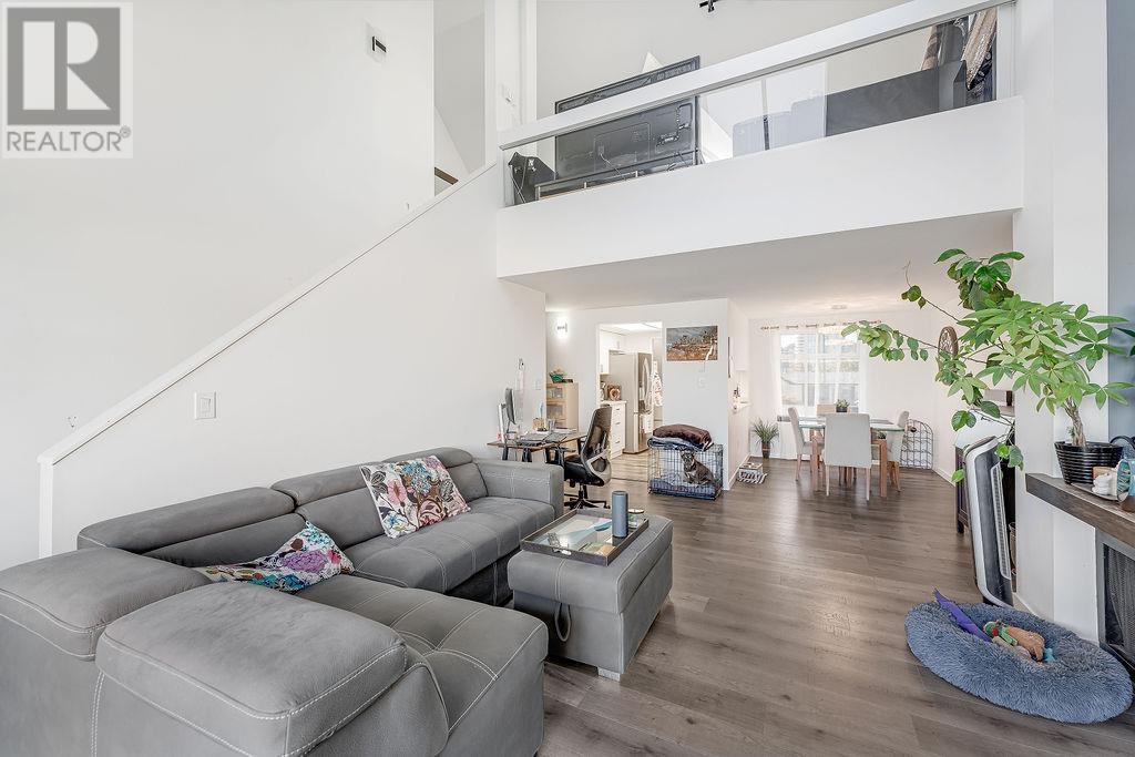 404 3 K De K Court, New Westminster, British Columbia  V3M 6B6 - Photo 4 - R2954762