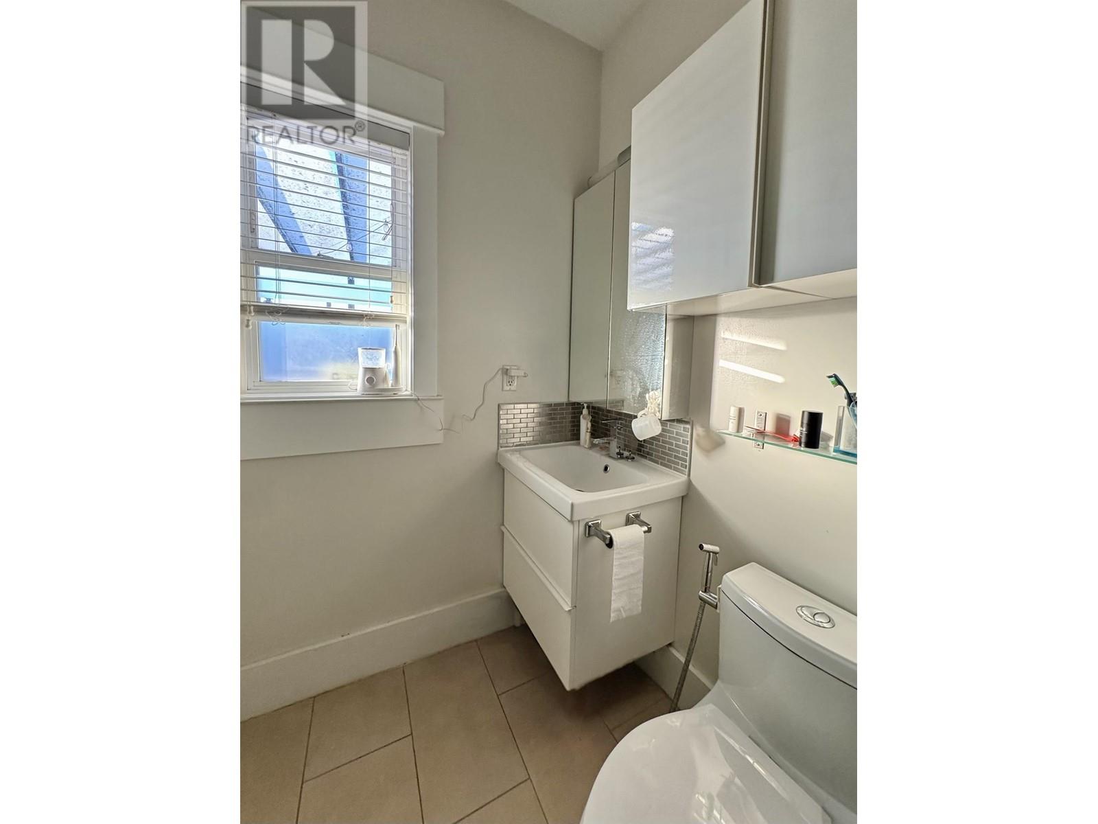 2784 E 21st Avenue, Vancouver, British Columbia  V5M 2W2 - Photo 12 - R2962321