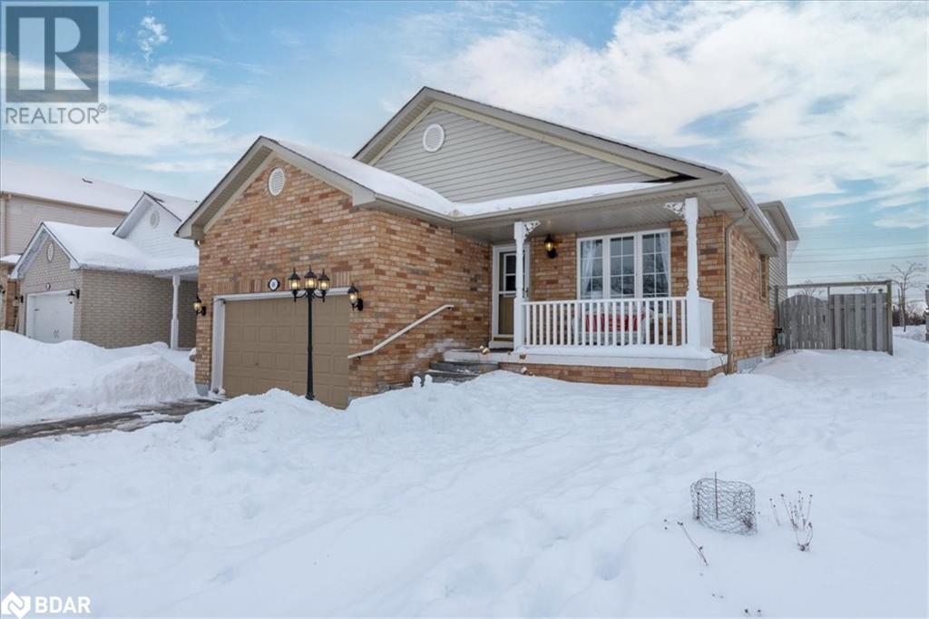 <h3>$774,900</h3><p>68 Draper Crescent, Barrie, Ontario</p>