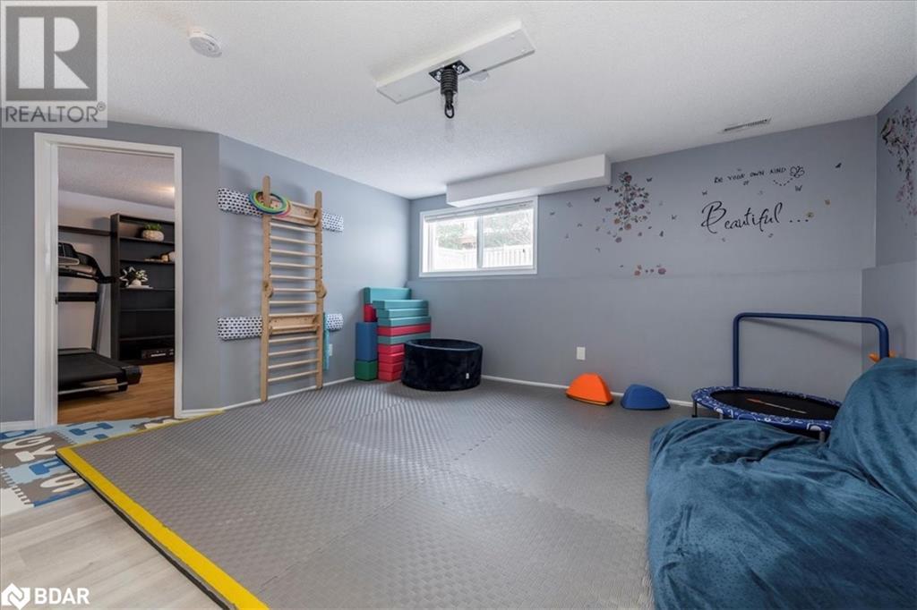 68 Draper Crescent, Barrie, Ontario  L4N 6B1 - Photo 22 - 40698207