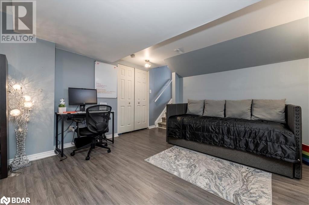 68 Draper Crescent, Barrie, Ontario  L4N 6B1 - Photo 25 - 40698207