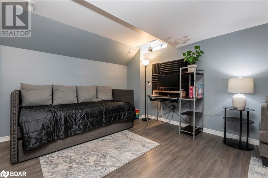 68 Draper Crescent, Barrie, Ontario  L4N 6B1 - Photo 26 - 40698207