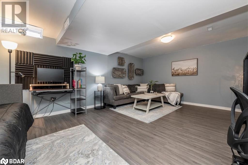 68 Draper Crescent, Barrie, Ontario  L4N 6B1 - Photo 27 - 40698207