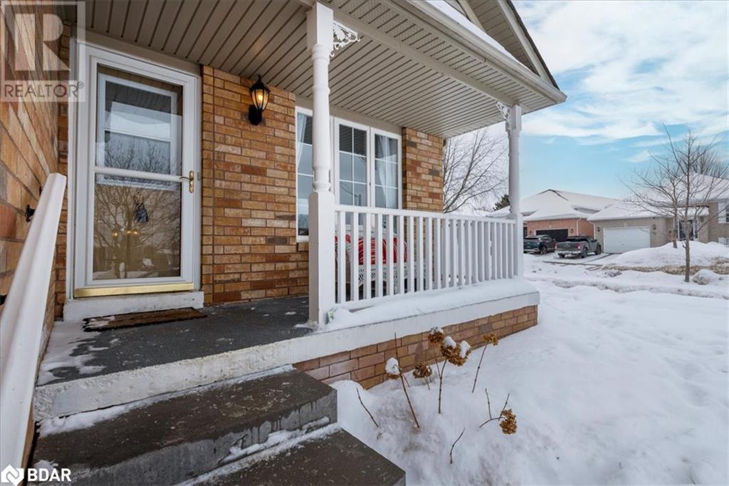 68 Draper Crescent, Barrie, Ontario  L4N 6B1 - Photo 3 - 40698207