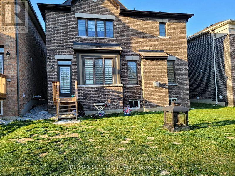 588 Queen Mary Drive, Brampton, Ontario  L7A 5H5 - Photo 39 - W11897110