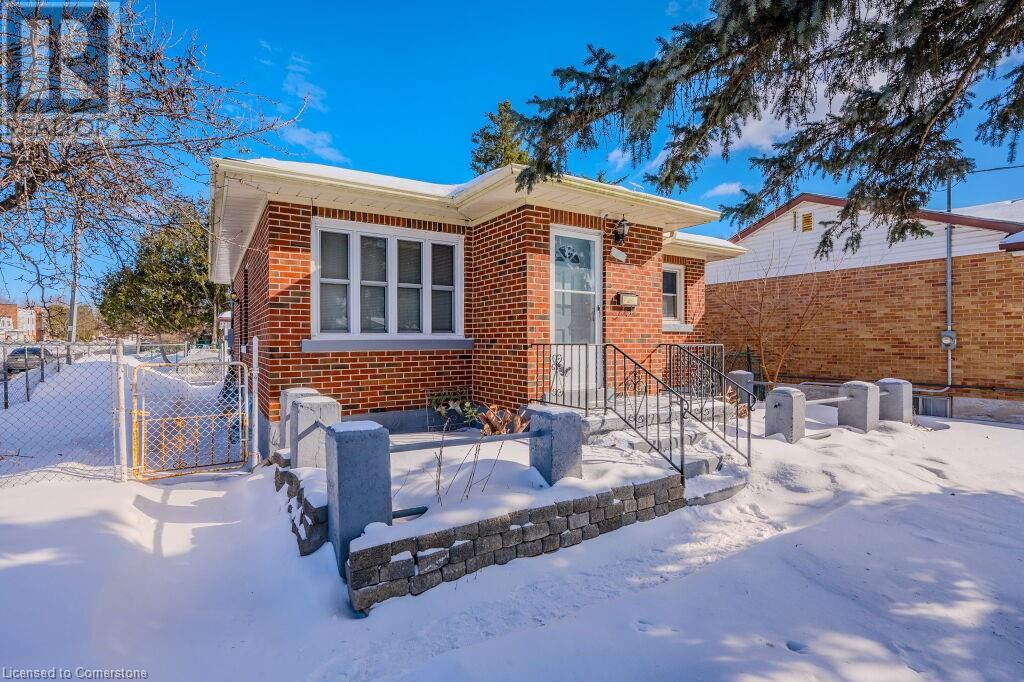 390 Highland Road E, Kitchener, Ontario  N2M 3W7 - Photo 4 - 40697482