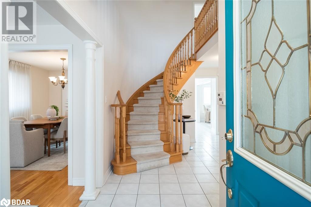 36 Red Maple Lane, Oakville, Ontario  L6H 6C4 - Photo 2 - 40694704