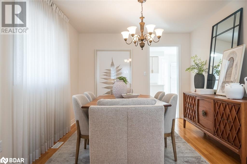 36 Red Maple Lane, Oakville, Ontario  L6H 6C4 - Photo 8 - 40694704