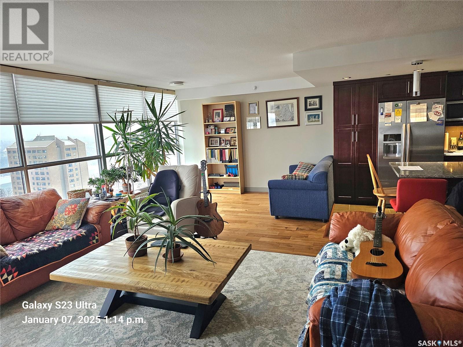 Property at 2102 315 5th AVENUE N image 2