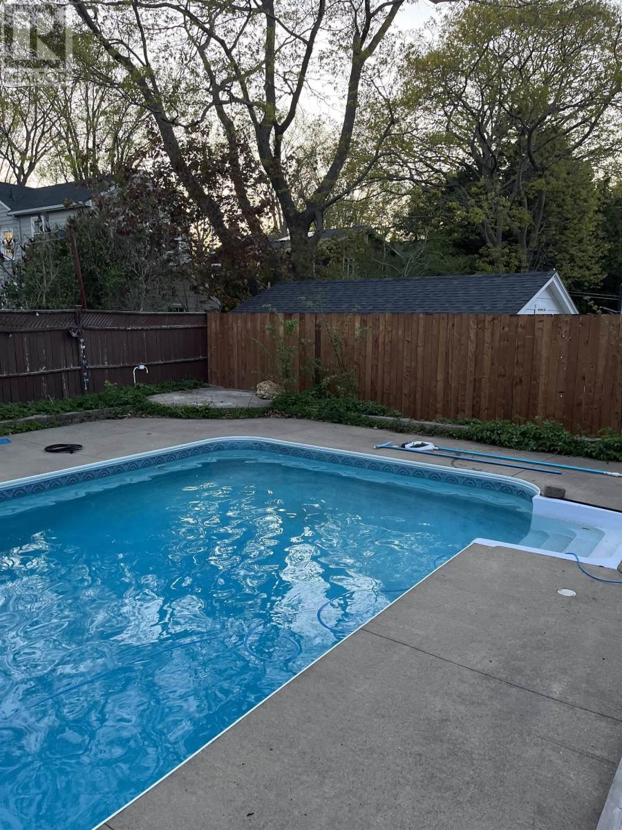 934 Robie Street, Halifax, Nova Scotia  B3H 3C4 - Photo 2 - 202501117