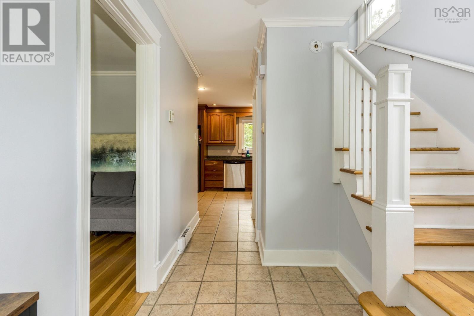 934 Robie Street, Halifax, Nova Scotia  B3H 3C4 - Photo 3 - 202501117