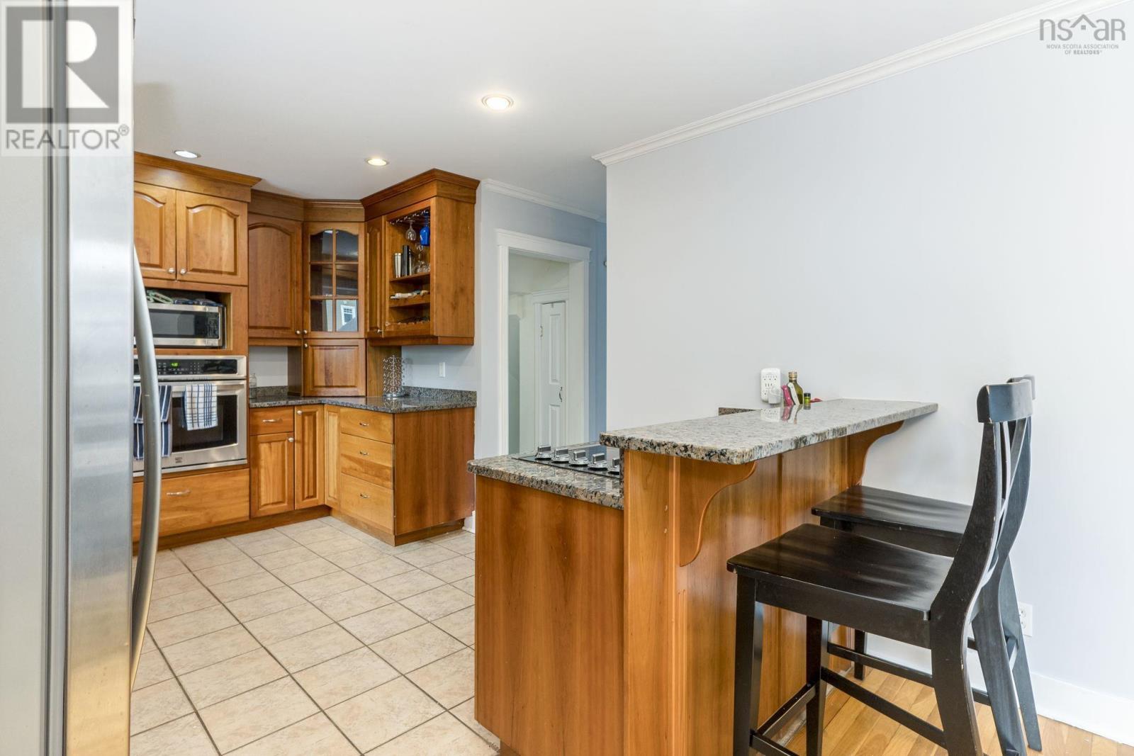 934 Robie Street, Halifax, Nova Scotia  B3H 3C4 - Photo 6 - 202501117