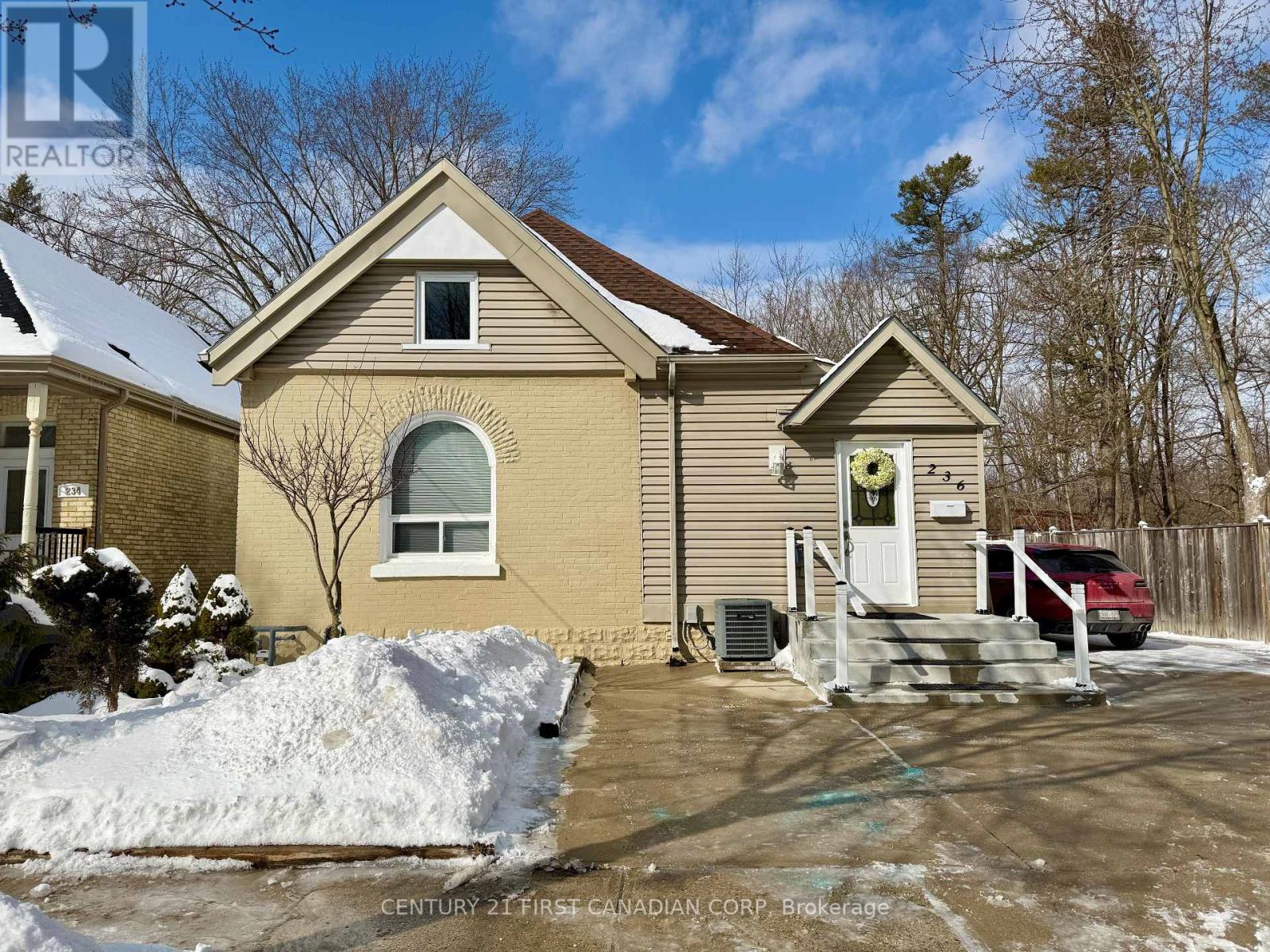 Property at 236 RAYMOND AVENUE image 1