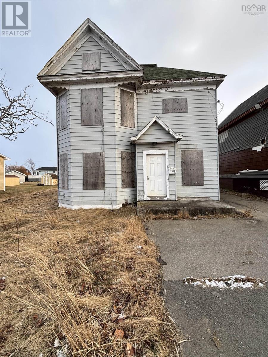 233 King Edward Street, glace bay, Nova Scotia
