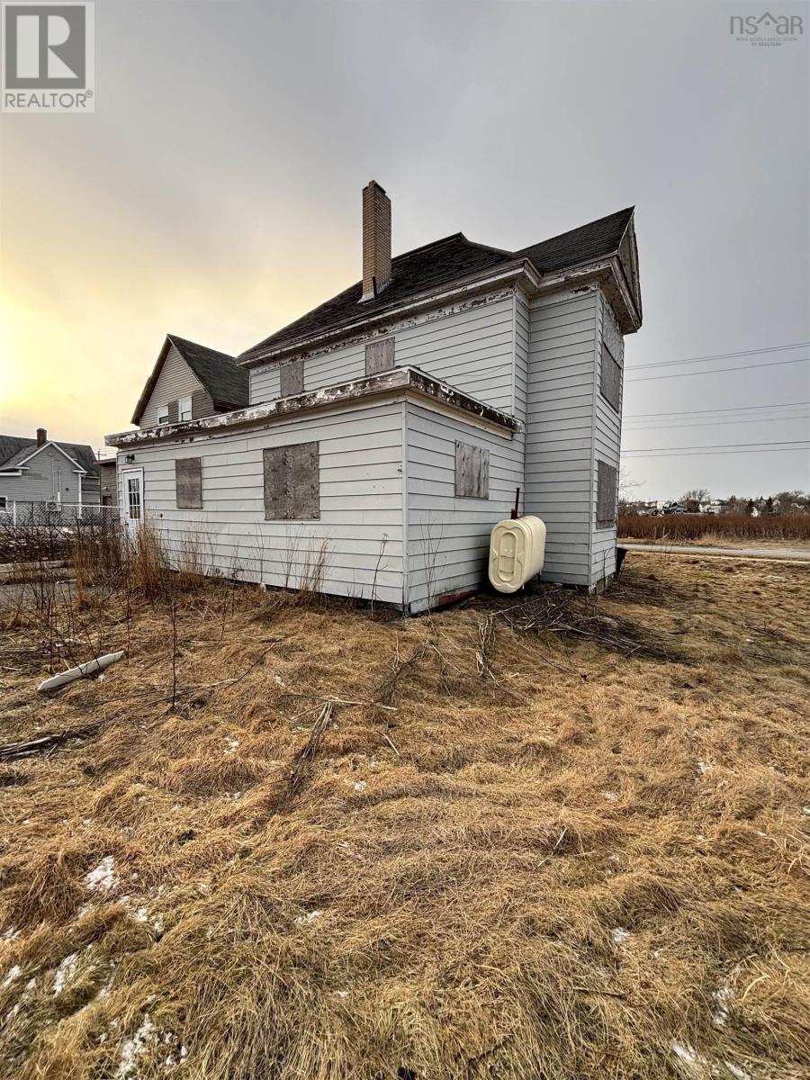 233 King Edward Street, Glace Bay, Nova Scotia  B1A 3V8 - Photo 3 - 202502742