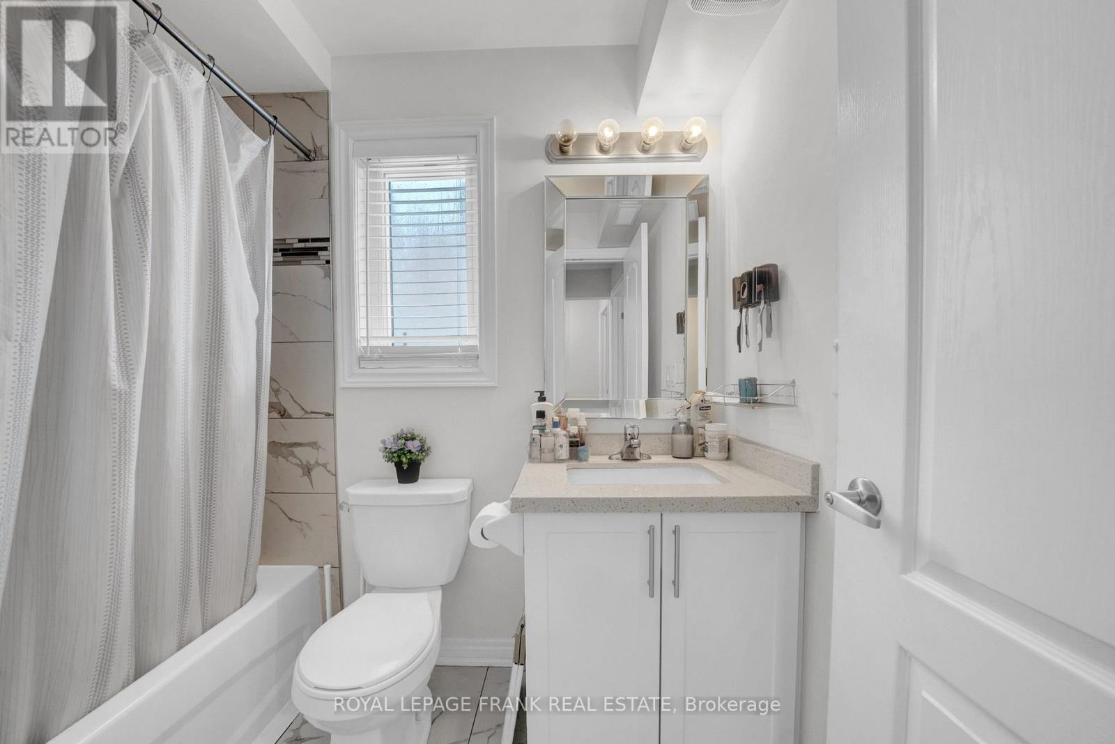 143 Celina Street, Oshawa (Central), Ontario  L1H 4N3 - Photo 8 - E11969136