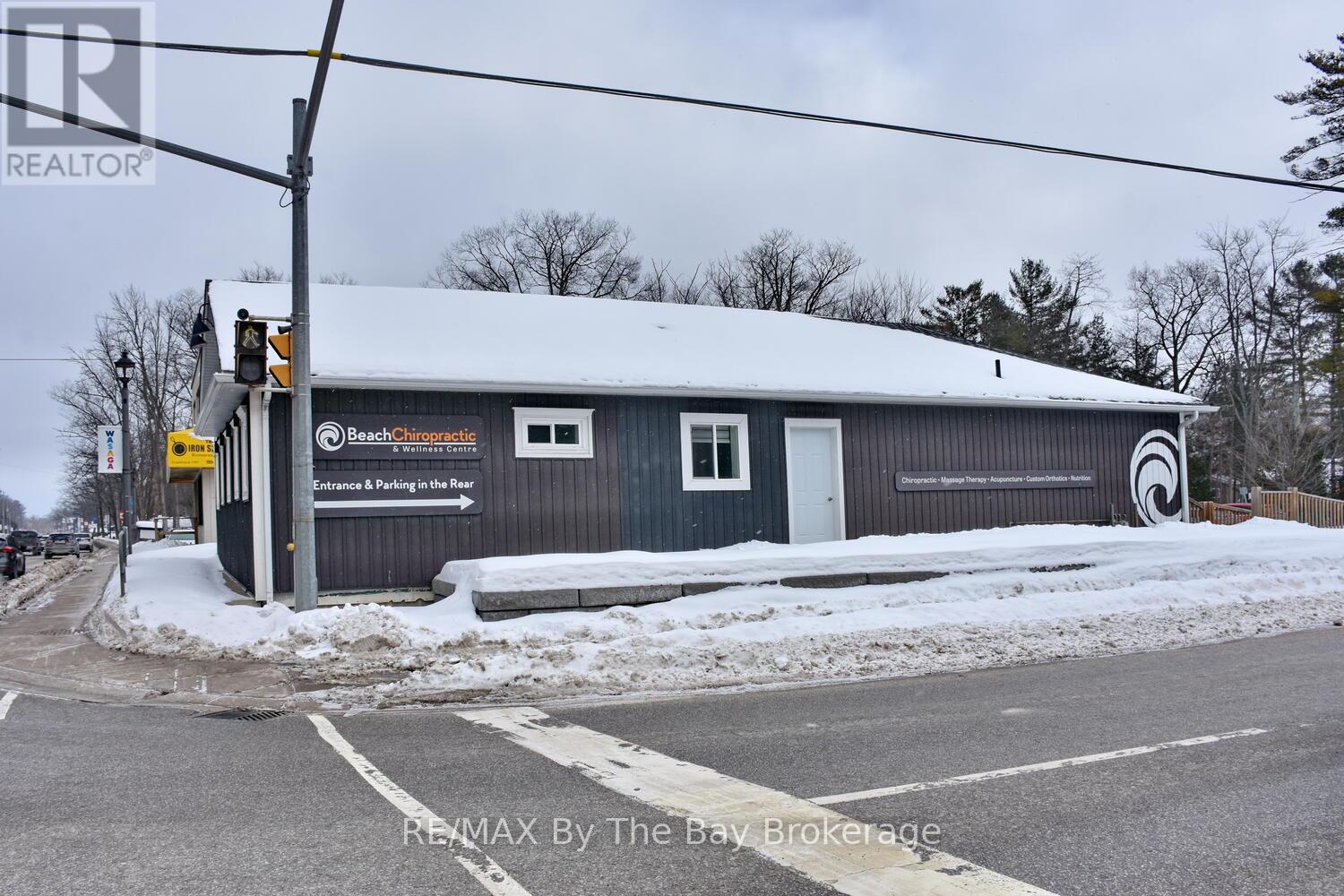 1535 Mosley Street, Wasaga Beach, Ontario  L9Z 2B7 - Photo 4 - S11969052