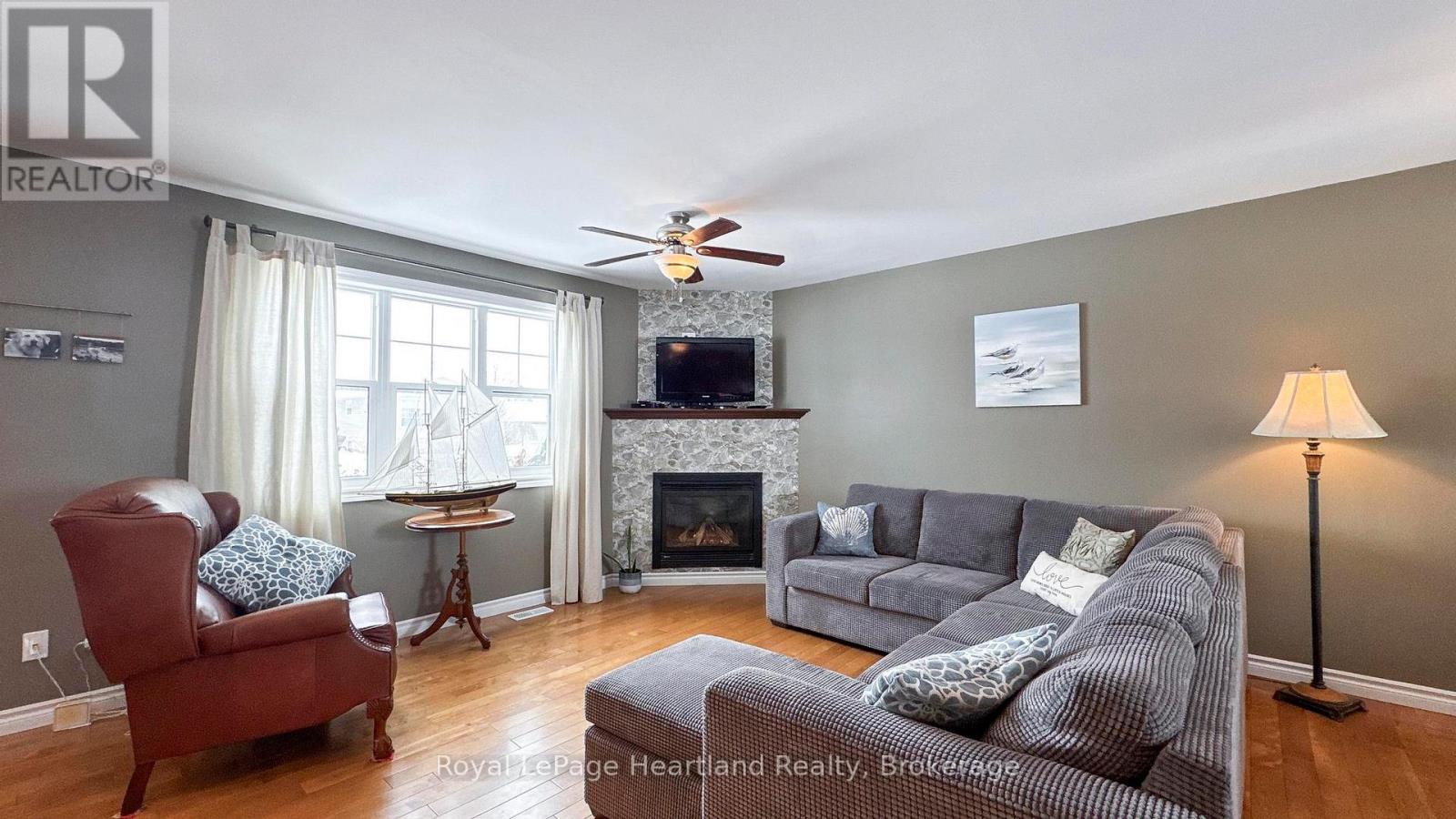 217 Picton Street E, Goderich, Ontario  N7A 1K1 - Photo 10 - X11969016