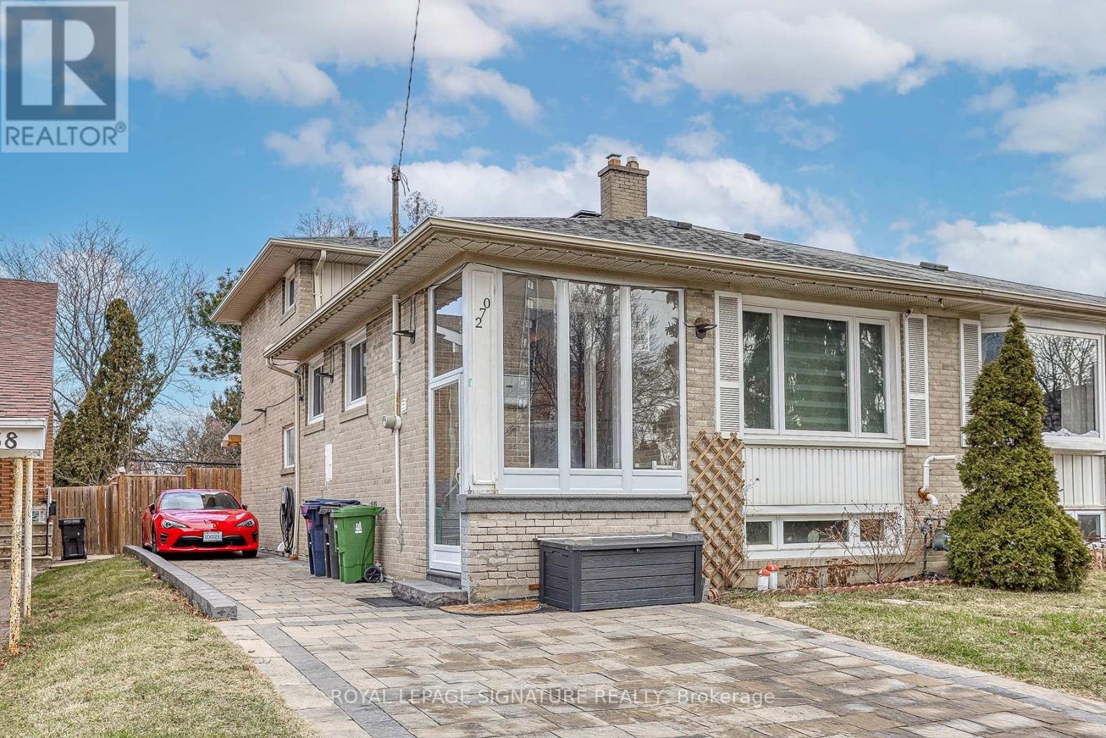 270 Roywood Drive, Toronto, Ontario  M3A 2E6 - Photo 3 - C11969104