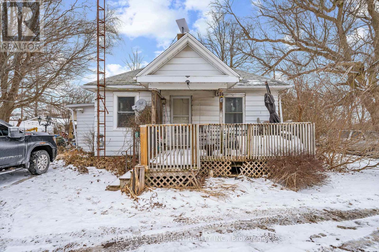 Property at 1619 #3 HIGHWAY E image 4