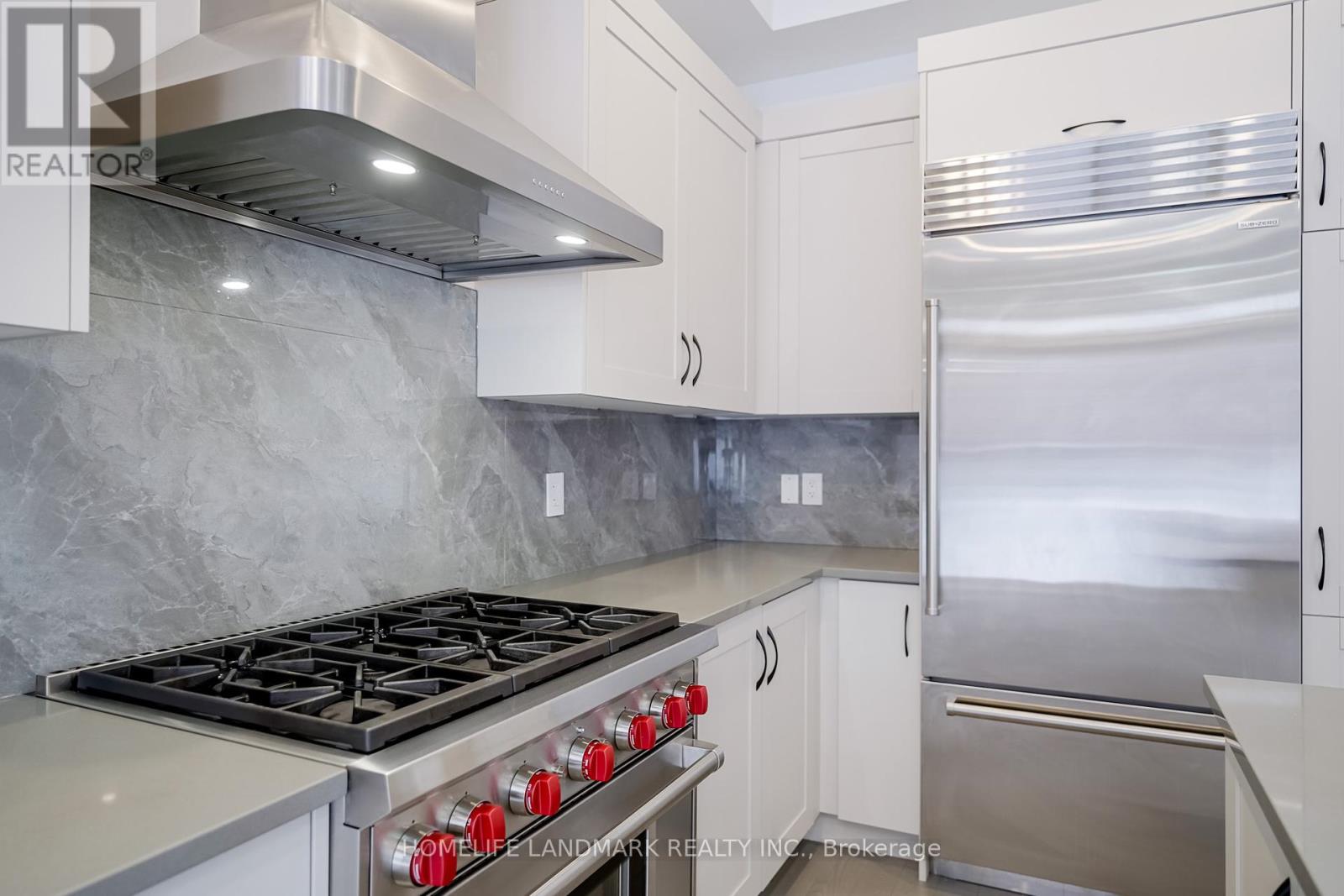 6 Perigo Court, Richmond Hill, Ontario  L4E 1A2 - Photo 18 - N11964568