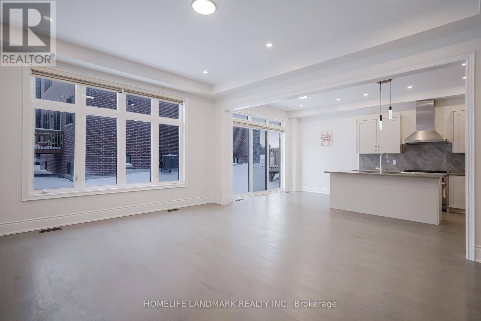 6 Perigo Court, Richmond Hill, Ontario  L4E 1A2 - Photo 8 - N11964568