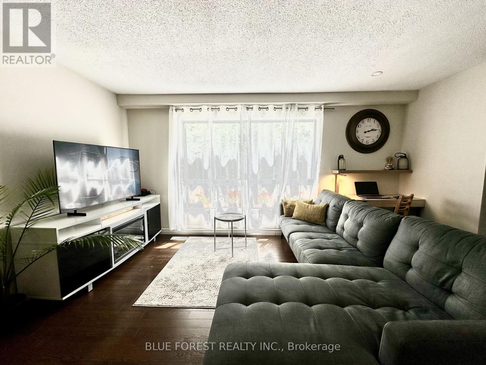 Property at 19 - 355 SANDRINGHAM CRESCENT image 2