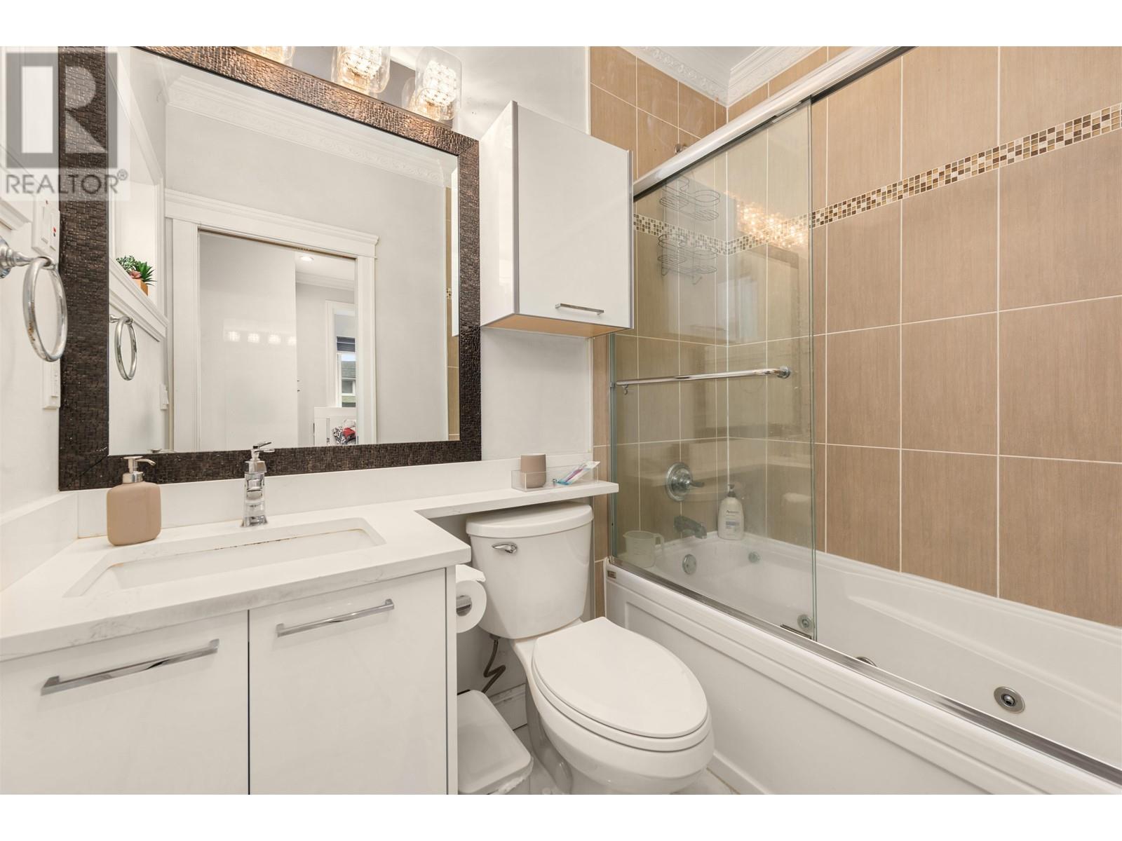 Listing Picture 15 of 16 : 765 SKEENA STREET, Vancouver / 溫哥華 - 魯藝地產 Yvonne Lu Group - MLS Medallion Club Member