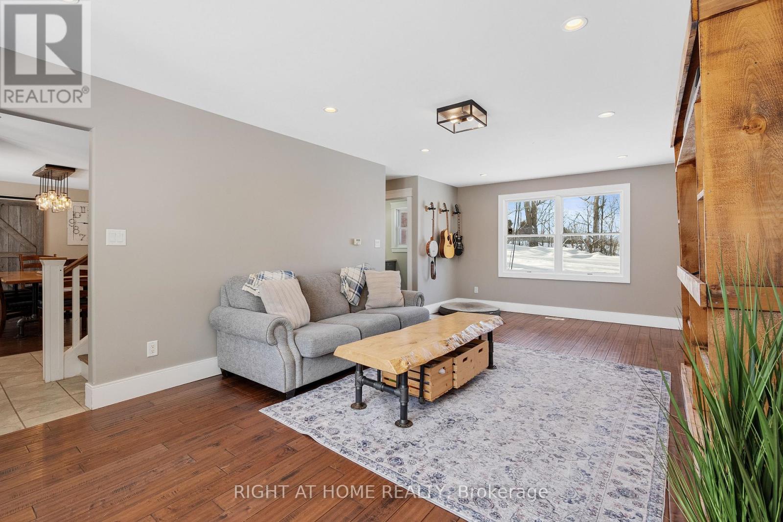 1384 15/16 Side Road E, Oro-Medonte, Ontario  L0L 1T0 - Photo 8 - S11969241